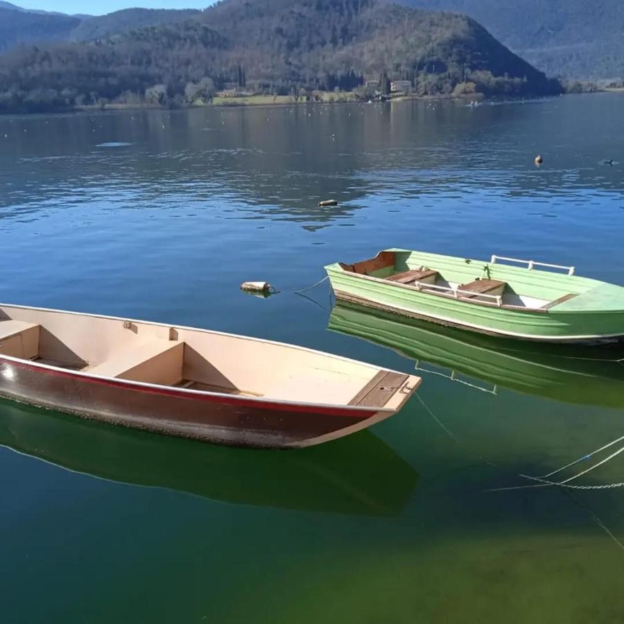 Le Finestre Sul Lago Piediluco Luaran gambar